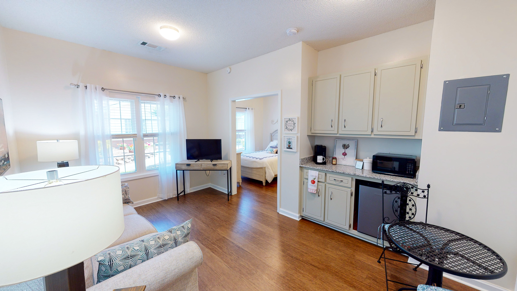 9 - 1 Bedroom Model (3 of 12)